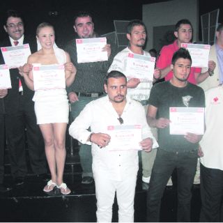 'Güerita' Sánchez recibe doble reconocimiento