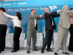 Autoridades de la Secretaría de Salud y alumnos de educación básica conmemoraron el Día de la Actividad Física.S. NÚÑEZ  /
