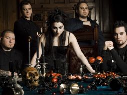Evanescence está formado por Amy Lee (voces, piano), Ferry Balsamo (guitarra), Tim McCord (bajo) y Will Hunt (batería). ESPECIAL  /