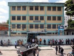 Escuela pública municipal Tasso da Silveira, en Río de Janeiro, donde al menos trece personas murieron en el tiroteo. EFE  /