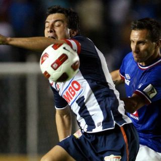 Giménez arremete contra el arbitraje