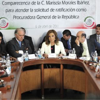 Marisela Morales queda al frente de la PGR