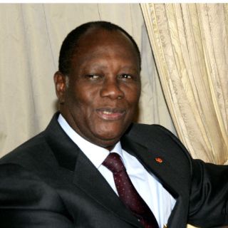Ouattara dice que Gbagbo está sitiado en la residencia presidencial