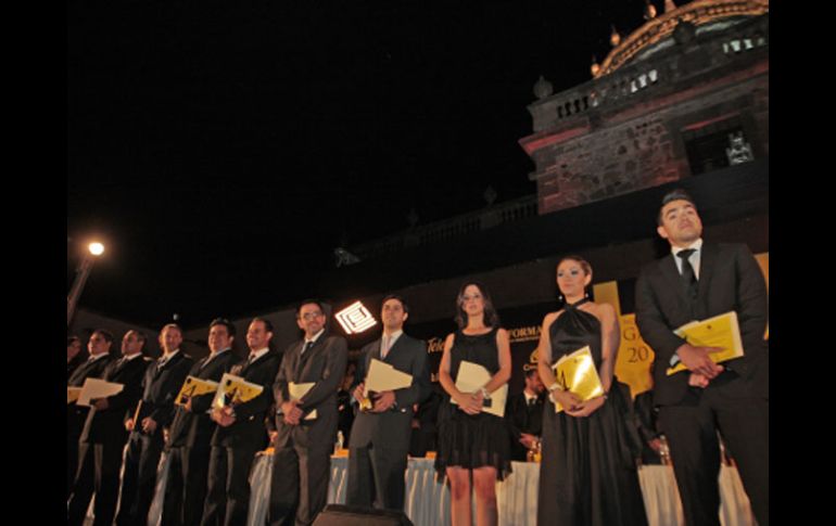 Jóvenes empresarios fueron reconocidos ayer por su labor y trayectoria. S. NÚÑEZ  /