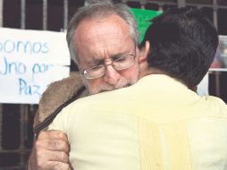 Una patrulla de la ONU vigila un vecindario en Abiyán, la capital financiera del país. EFE  /