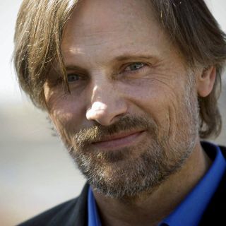 Admite Viggo Mortensen que aún tiene mucho que aprender