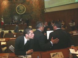 El Congreso del Estado analiza el crédito solicitado por el Ejecutivo. A. GARCÍA  /