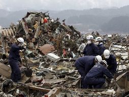 La tragedia ocasionada por el terremoto y el gran tsunami del 11 de marzo,ha dejado casi 28 mil muertos y desaparecidos. EFE  /