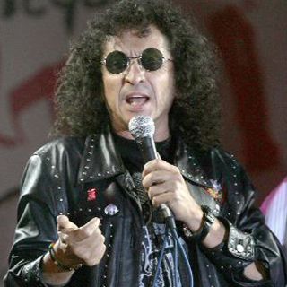 Ofrece el Tri concierto en penal femenil