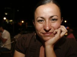 Cecilia Magaña no ha perdido la cabeza tras saberse ganadora del Premio Gilberto Owen 2011. M. FREYRÍA  /