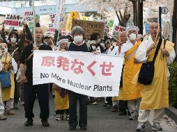 Manifestantes protestan en contra de la energía nuclear en Tokio. EFE  /