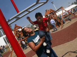 La Unidad Lomas de Tejeda quedó formalmente inaugurada y entre otras cosas cuenta con un área de juegos infantiles. A. HINOJOSA  /