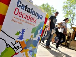 Poster incitando a la independencia de Cataluña, en las calles de Barcelona. AFP  /