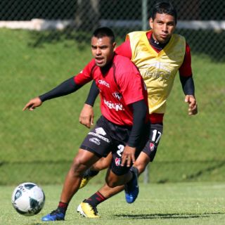 Pacheco se echa encima a la afición de Atlas