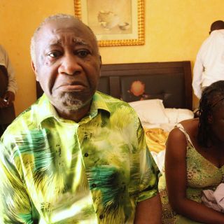 Ouattara saca a Gbagbo por la fuerza en Costa de Marfil