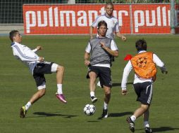 El equipo de Mourinho se prepara para encarar el duelo decisivo para las semifinales del Champions League. EFE  /