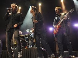 El vocalista de la banda agradeció al público su presencia y dijo que todos se habían divertido mucho en el país. NTX  /