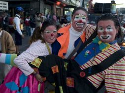 El domingo 30 de abril, por fin inicia la invasión de los payasos. E.PACHECO  /