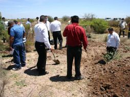 Este martes se encontraron los restos de varias personas enterrados en un terreno de la comunidad Plan de San Luis. EL UNIVERSAL  /
