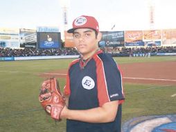 Roberto Osuna es el sobrino de Antonio “El Cañón” Osuna, quien jugó en Grandes Ligas. ESPECIAL  /