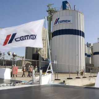 Cementera Cemex busca ahorros de 400 MDD anuales