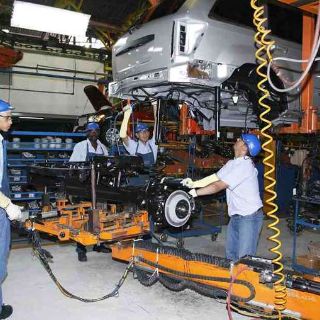 Anuncia Chrysler alianza con Magneti Marelli y Shell