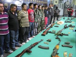 Entre lo asegurado hay seis granadas de fragmentación, 11 armas largas y diferentes cantidades de diversos tipos de drogas. M. PATIÑO  /