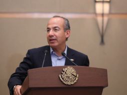 El Presidente Felipe Calderón prevé castigar a quienes faciliten los ilícitos del crimen organizado. NTX  /