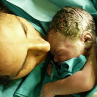 Nace el primer bebé gracias a un transplante de tejido ovárico