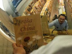 Para su libro, el autor realizó una ardua investigación. ESPECIAL  /