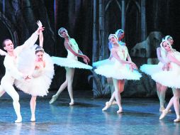 La Compañía de Danza Clásica y Neoclásica de Jalisco surgió en 2008.El primer montaje que presentó fue El lago de los cisnes. A.CAMACHO  /