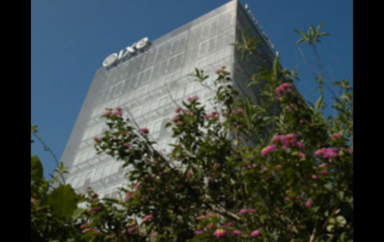 Como resultado de la fusión los títulos de acciones emitidos por IXE Grupo Financiero han sido cancelados. ARCHIVO  /