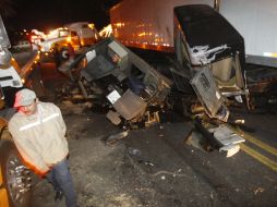 Un choque registrado este domingo en la carretera que conduce de Santa Rosa-La Barca dejó 13 personas fallecidas. O. RUVALCABA  /