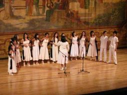 Las agrupaciones de México, Venezuela y Cuba le rindieron homenaje en el Teatro Diana. ESPECIAL  /