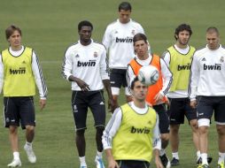 El Real Madrid en una sesión de entrenamientos, con mira hacia la final de la Copa del Rey. EFE  /