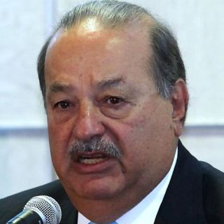 Busca América Móvil adquirir total de acciones de Starone