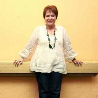 Adriana Barraza continuará en la pantalla chica