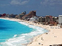 El operativo de las autoridades se mantiene en la zona hotelera de Cancún. EL UNIVERSAL-archivo  /