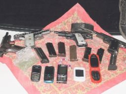 Las armas de fuego estaban escondidas dentro de una mochila que llevaban los jóvenes. O. RUVALCABA  /