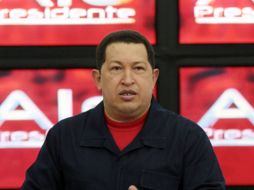 Hugo Chávez dice que debido a los enfrentamientos en Libia, el precio del petróleo seguirá subiendo. EFE  /