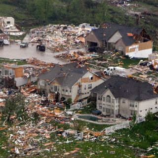 Cierran aeropuerto en Misouri por tornado