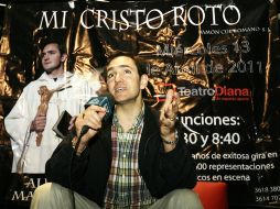 El actor agradeció el apoyo de Gerardo Quiroz, productor teatral y a sus colaboradores que lo han acompañado. ARCHIVO  /