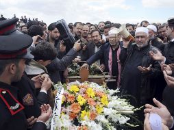 Funeral del policía Simon Issa, en la provincia de Homs, Siria. EFE  /