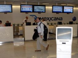 'Cada día que pasa (Mexicana) pierde la posibilidad de regresar como una aerolínea competitiva y rentable'. ARCHIVO  /