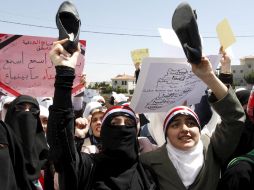 Los sirios que radican en Jordania también salieron a manifestarse en contra del presidente Bachar Al Assad. EFE  /