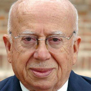 Deja Gonzalo Rojas un hueco difícil de llenar