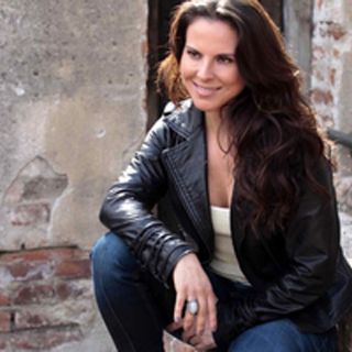 Kate del Castillo entre las más bellas de acuerdo a People