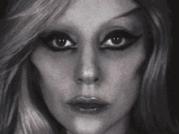 Gaga está fascinada con el trabajo de la artista francesa Orlan. TWITTER @LADYGAGA  /