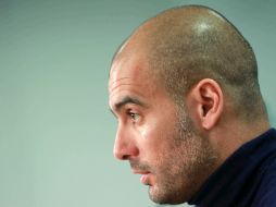 Josep Guardiola, estratega del Barcelona dio a conocer a sus 20 convocados. Dos Santos no figura. EFE  /