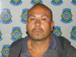 Gabriel Santos Orozco Barba, supuesto culpable de robo de batería para auto. ESPECIAL  /